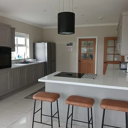 4 Bedroom House In Co Donegal Annagry